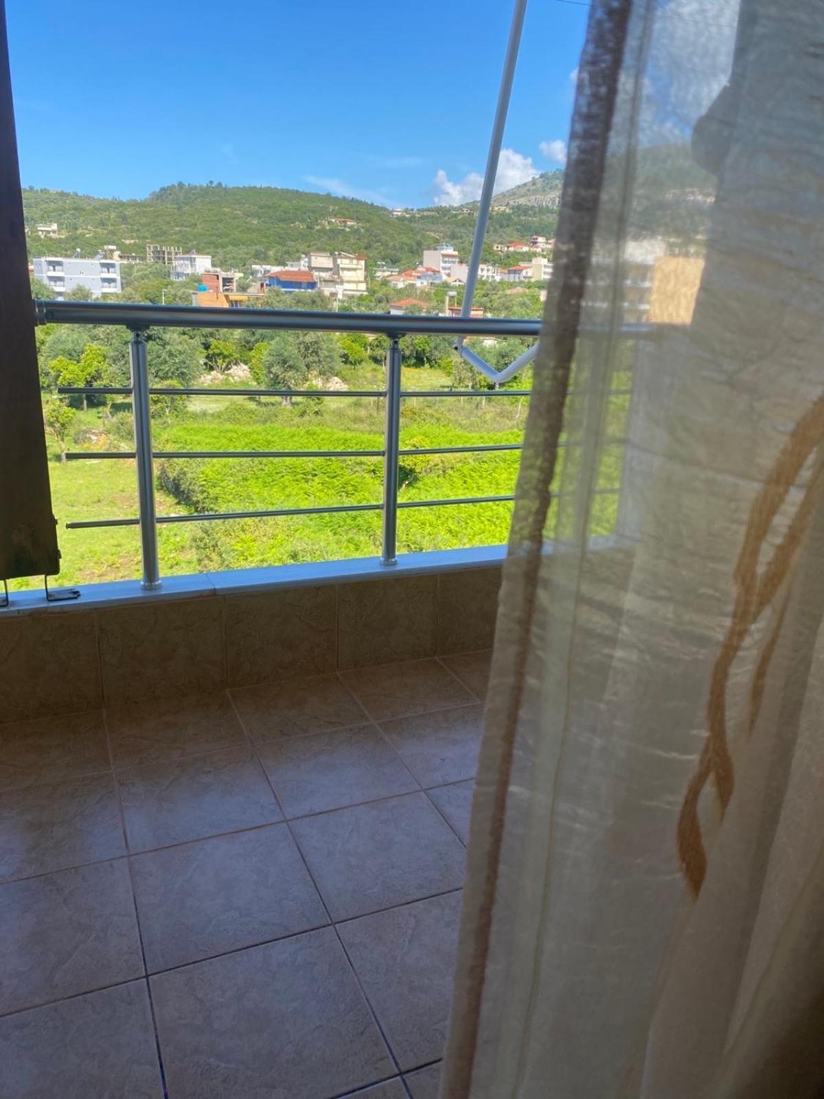 Ilias Family Rooms Himare Exteriör bild